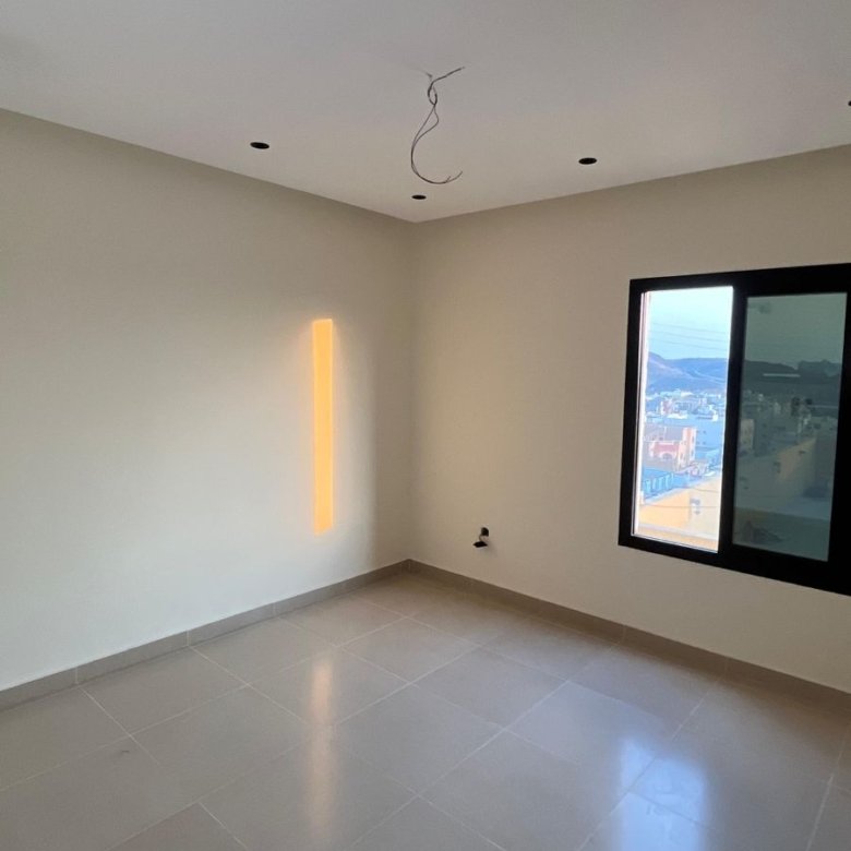 780