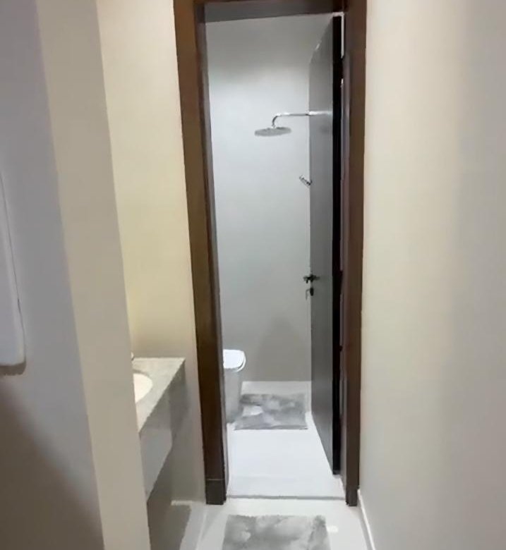 717